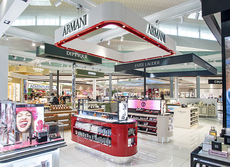 Armani Shopfitting project at Barcelona airport