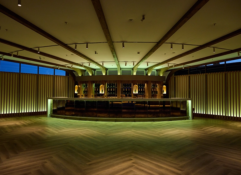 Luxuriöse Bar mit Beleuchtung