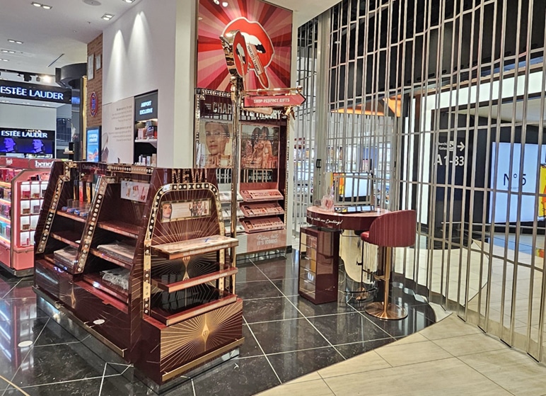 Charlotte Tilbury shop produced by MOprojects at Rome airport